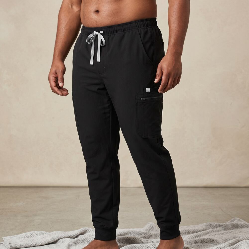 FIGS Men's Tansen Scrub Pants Joggers Black Technical Cargo Pockets L